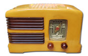 Canadian Crosley Radio model G1465 butterscotch catalin radio cabinet, tortoise shell split grille