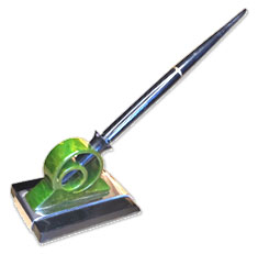 Geen Catalin pen holder