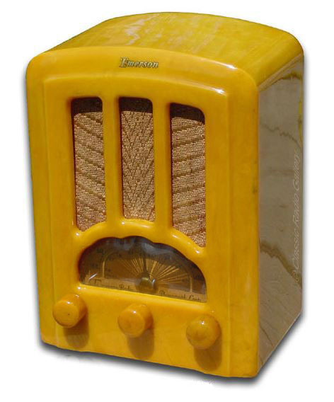 Emerson Radio model AU190 catalin cabinet