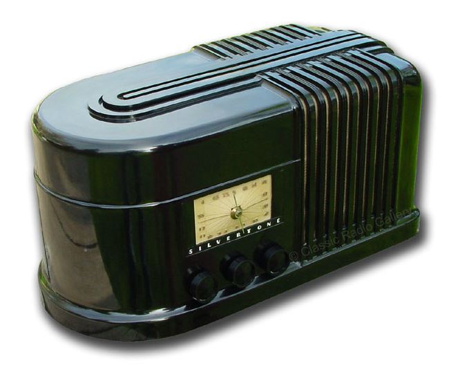 Silvertone Radio model 4760, black bakelite