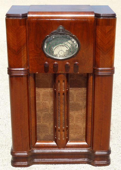 Wells Gardner - Airline Movie Dial same cabinet