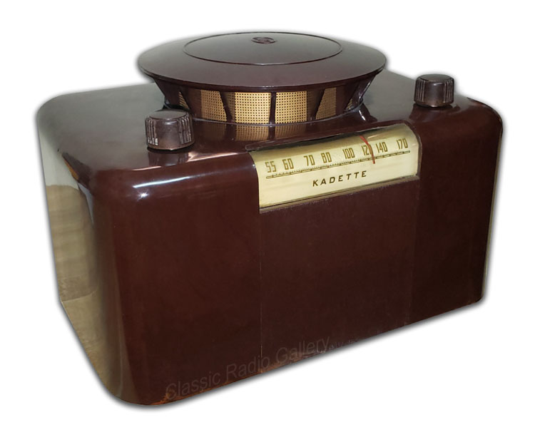 IRC Kadette Radio model L25 Topper, brown bakelite