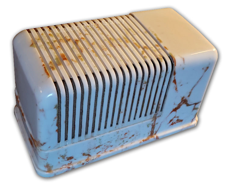 Silvertone Radio model 7008 Candycane beetle cabinet