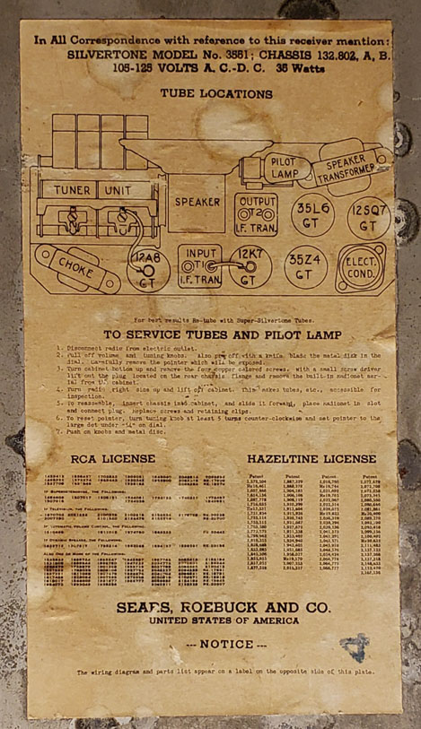 Silvertone Radio model 3551 Candycane label
