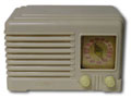 Fada Radio model 740 with white plaskon cabinet, 1947