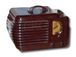 Farnsworth Radio model AT15, brown bakelite, pushbuttons, 1939
