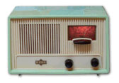 Nora Radio model Menuett, green cabinet, flip dial, German