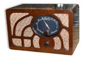 Northern Electric Radio model 414, wood cabinet, 1936