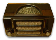 Orion Radio model 333U bakelite cabinet with top semi-circle dial, 1942, Hungary