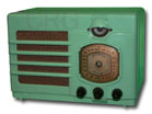 Pacific Radio model 30 with green plaskon cabinet and magic tuning eye tube, 1937