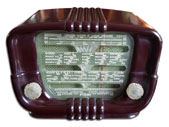 Pygmy Nain, brown bakelite, French