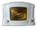Truetone Radio model D2611, bakelite with white finish, 1946