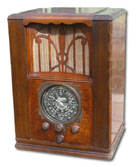 Zenith Radio model 6-S-27 large wood table radio, large round black dial