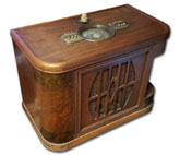 Zenith Radio model 8S451 chairside radio, pushbuttons, magic eye tuning tube
